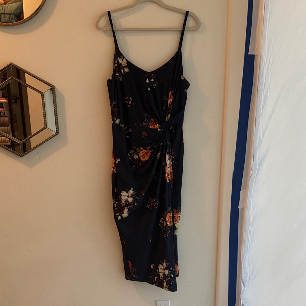 Nine Britton Black Floral Midi Dress